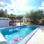 Villa La D Elsa 10-12 Pers Piscine Chauffee 500m Du Centre *