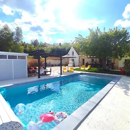 빌라 La D Elsa 10-12 Pers - Piscine Chauffee - Clim - 500m Du Centre 사흘라 라 카네다